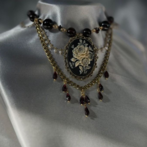 Baroque Cameo Necklace